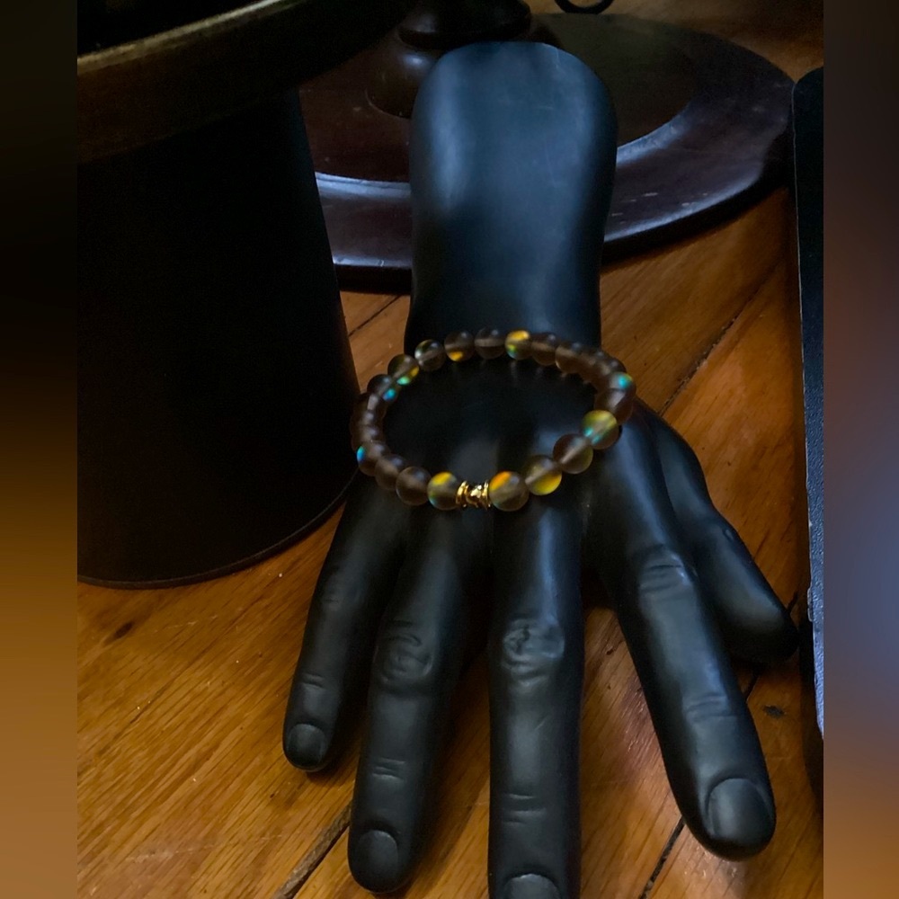 Men’s Brown Matte Mermaid Gemstone Bracelet🤎💛